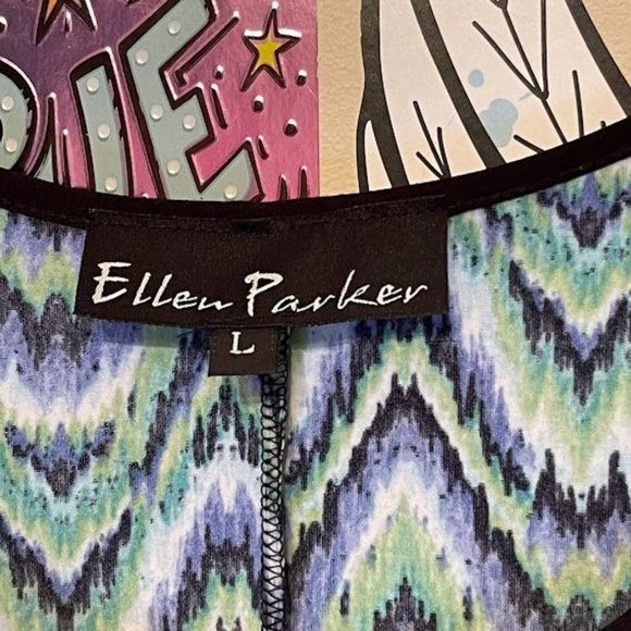 Women's Ellen Parker Dress - Picture 2 of 4